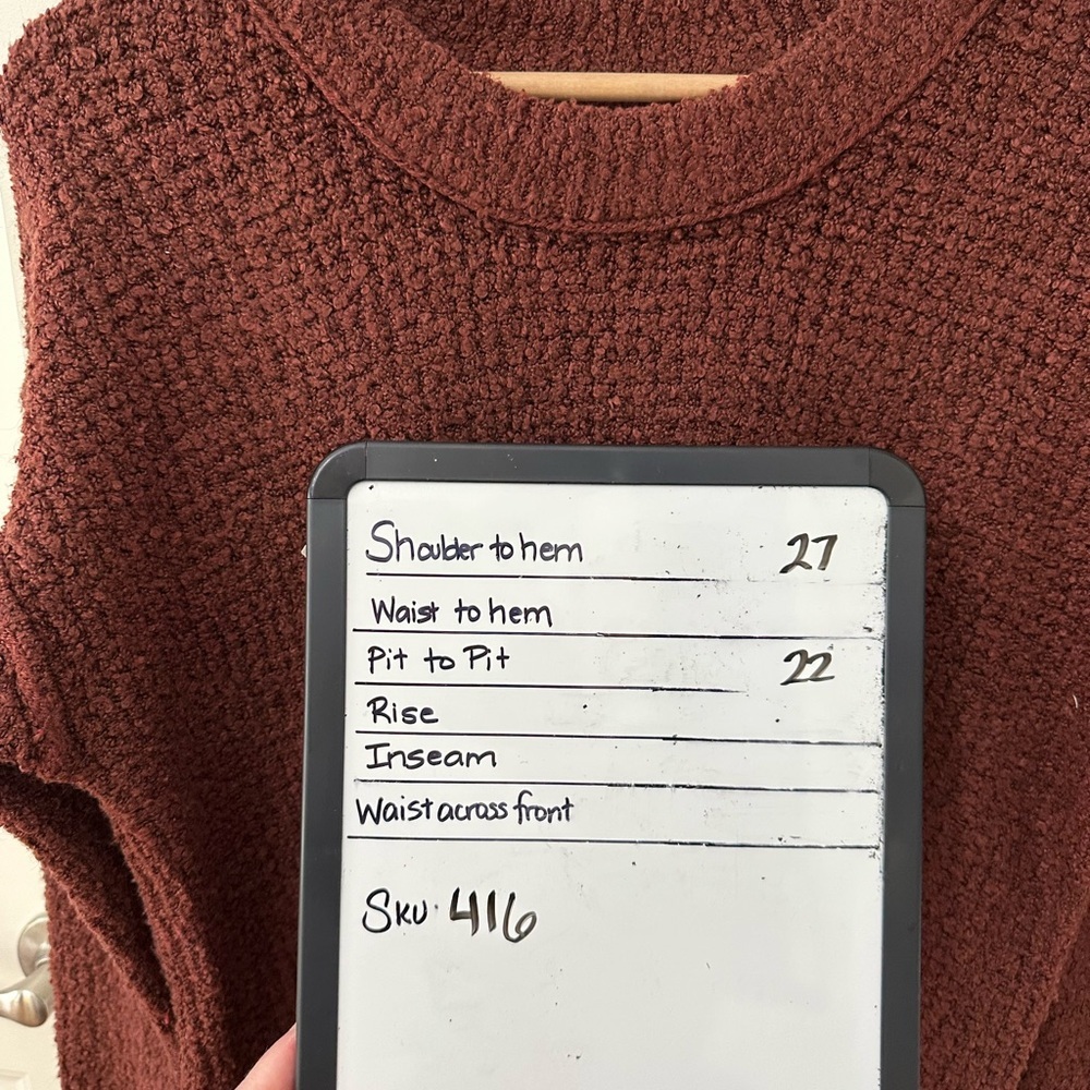 Olive & Oak Brown Rust Rich Textured Knit Sz M Soft classic Sweater - Picture 5 of 5